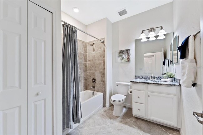 Building Photo - 5843 Wake Forest Run