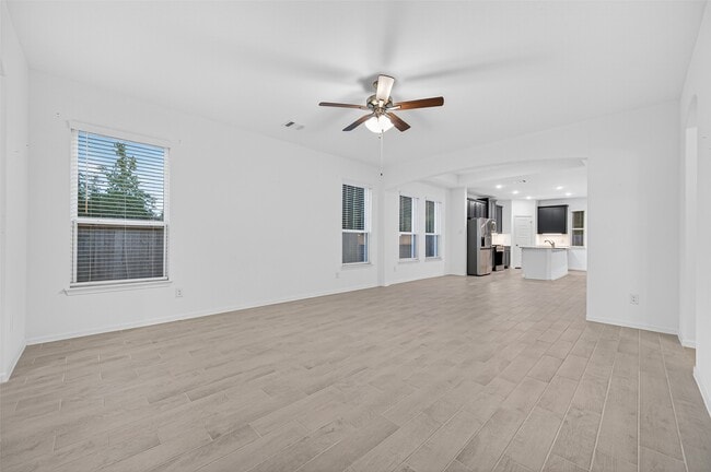 Building Photo - 27228 Mockingbird Ter Ln