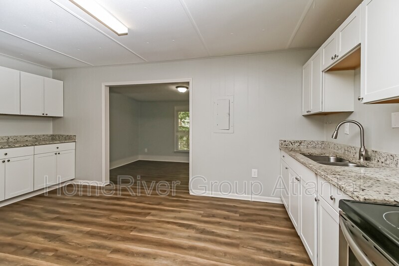 Building Photo - 607 W Creek Ct
