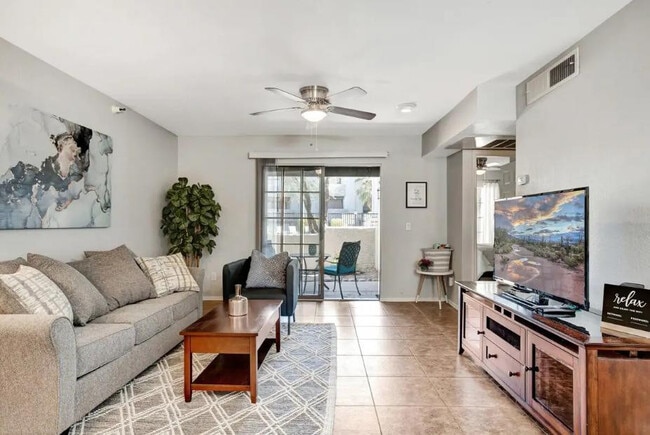 Building Photo - 8020 E Thomas Rd