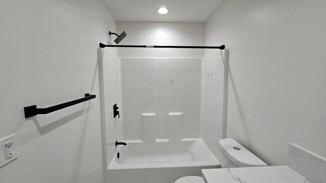 Building Photo - PLACE-NLO8655