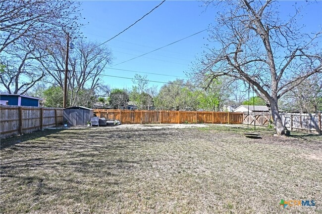Building Photo - 315 Winburn Ave