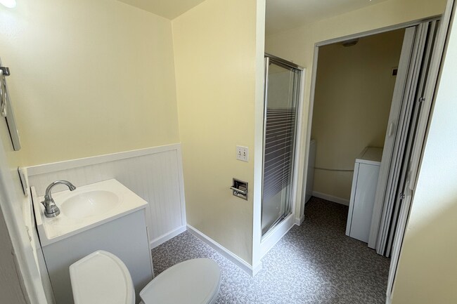 Building Photo - Beautifully Remodeled 4-Bedroom Home with Bonus Family Room & Large Private Yard in South San Fra...