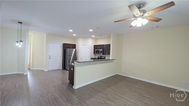 Building Photo - 30 Cantle Dr