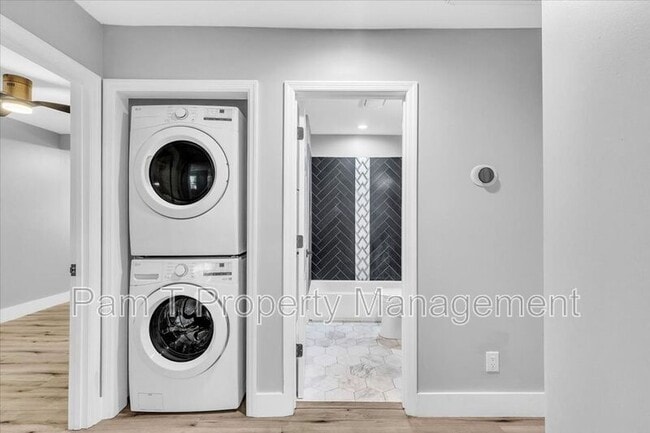 Building Photo - 2514 Florida Ave