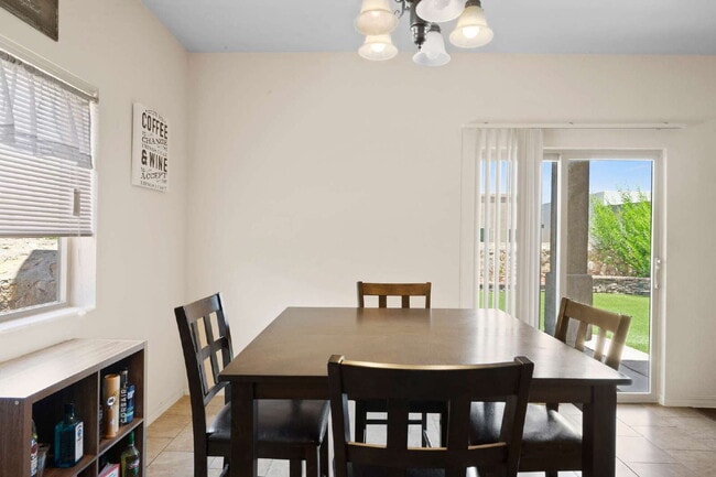 Building Photo - 13483 Halifax St