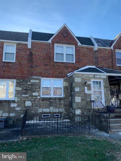 Building Photo - 206 E Walnut Park Dr