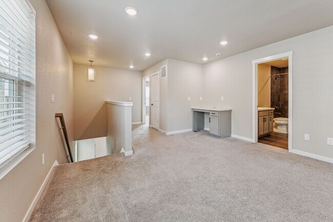 Building Photo - 8206 Turtle Lk Wy