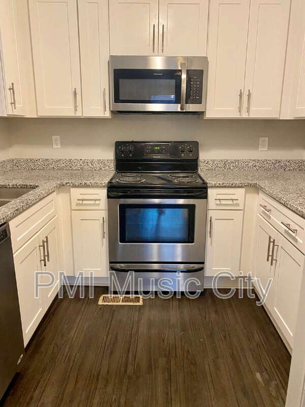 Building Photo - 197 Hicks Rd