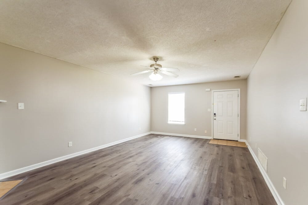 Building Photo - 9890 Vista Ridge Dr