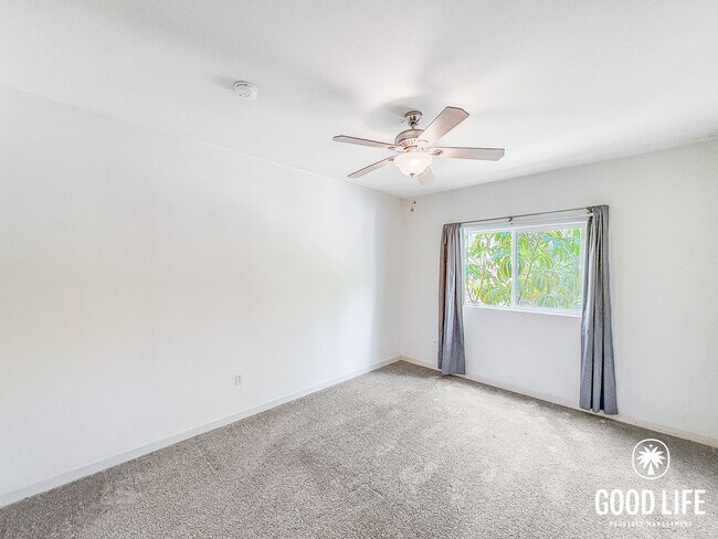 Building Photo - Cozy 2BD/2BA Condo in Grantville with Fireplace, Balcony & W/D