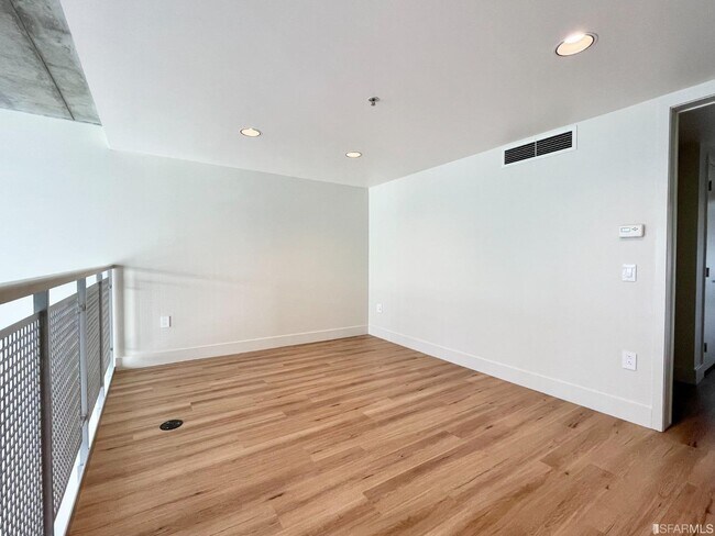 Building Photo - 200 Brannan St