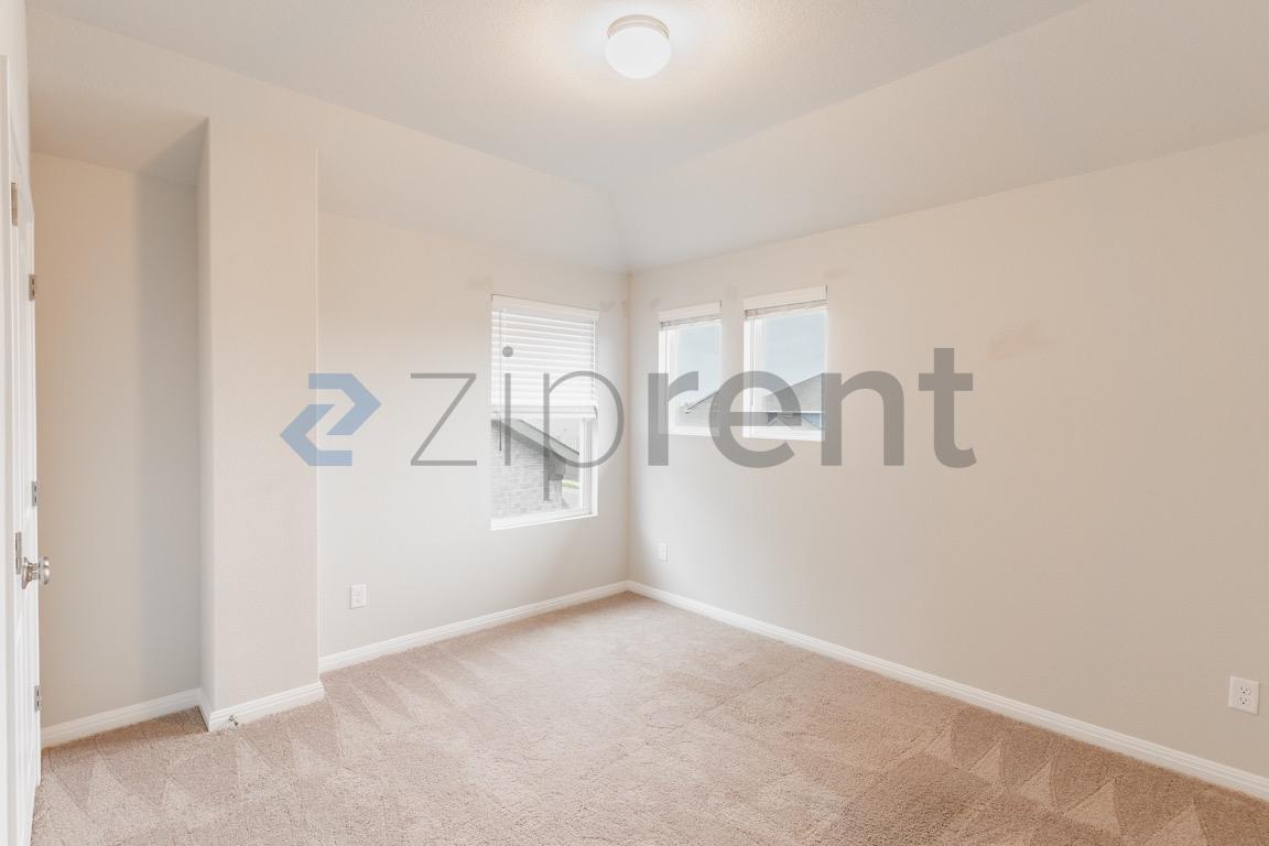 Building Photo - 120 Baron Von Gator Dr