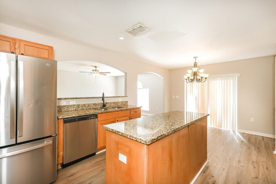 Building Photo - 939 Brenton Leaf Dr