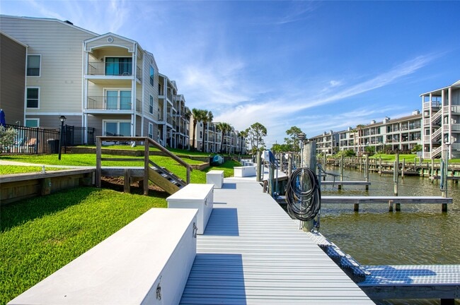 Building Photo - 307 Yacht Club Ln