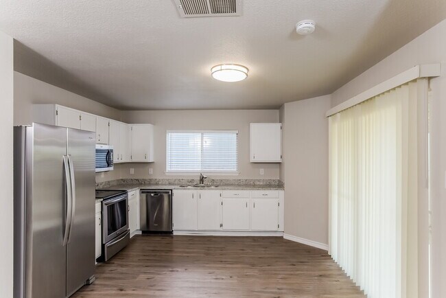 Building Photo - 9414 Arden Bend