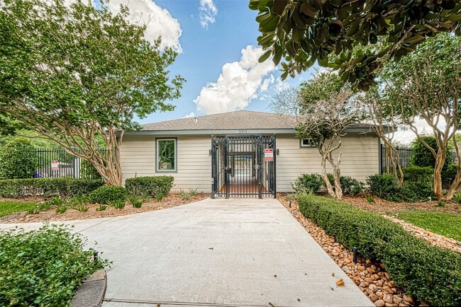 Building Photo - 3103 Ashford Arbor Dr