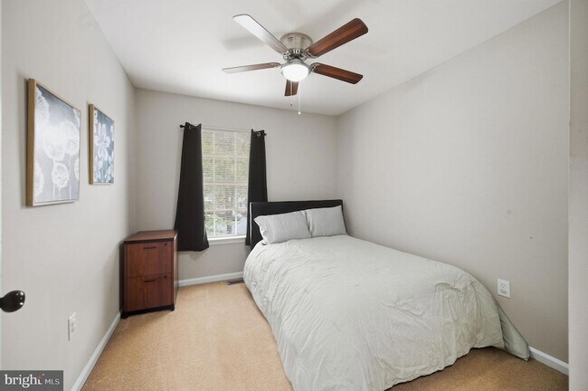 Building Photo - 11170 Hamlet Ct