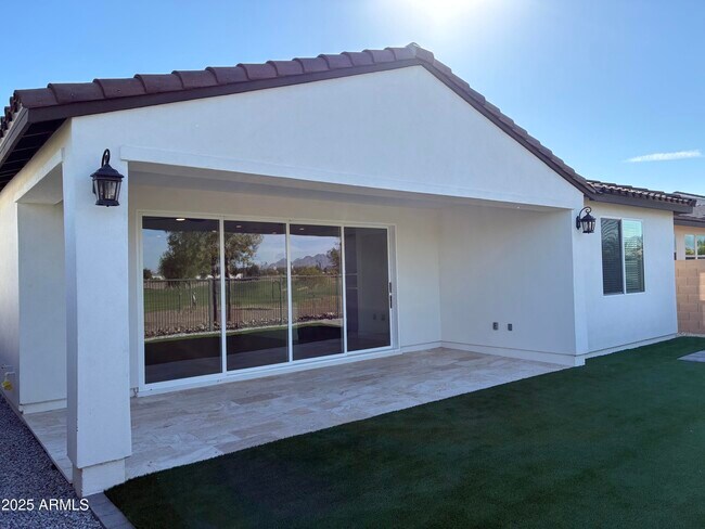 Building Photo - 17778 W Crawfordsville Dr