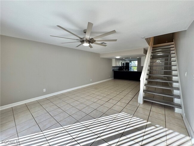 Building Photo - 4641 SW Santa Barbara Pl