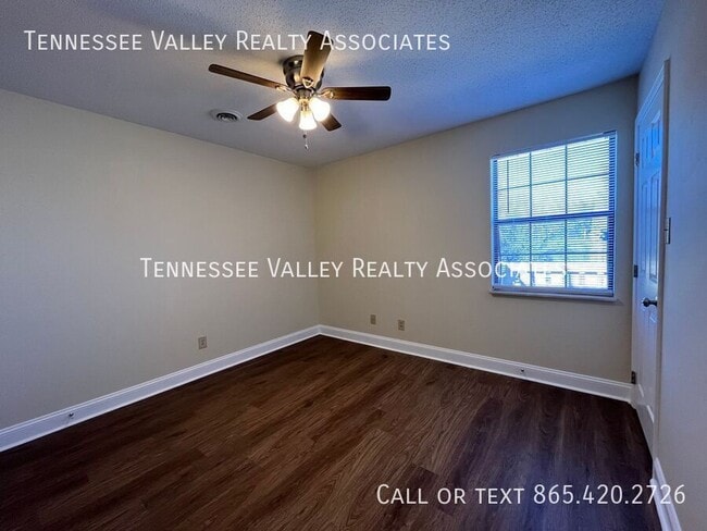 Building Photo - 455 Bramblewood Ln