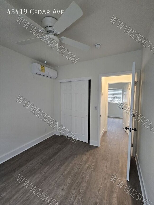 Building Photo - 45419 Cedar Ave