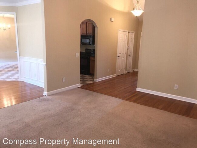 Building Photo - 3 br, 2 bath House - 401 Reagan Road