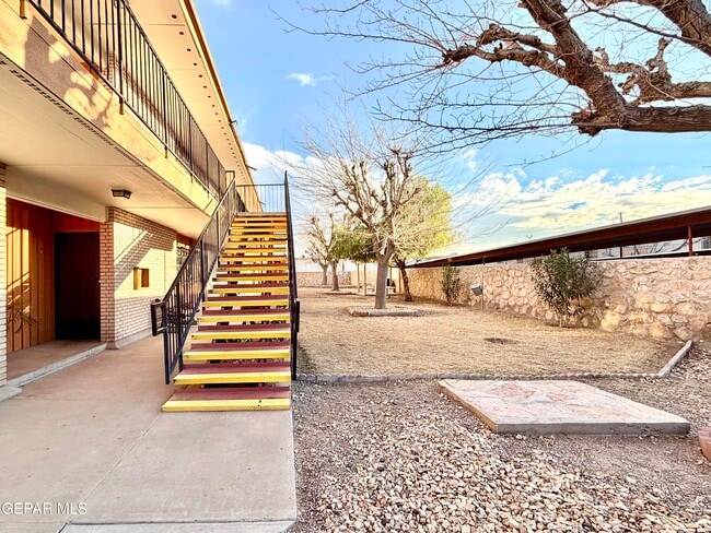 Building Photo - 6400 Edgemere Blvd