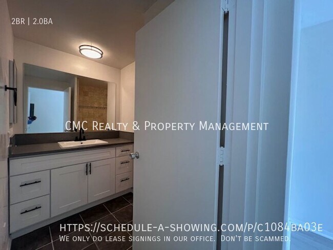 Building Photo - 5400 E The Toledo