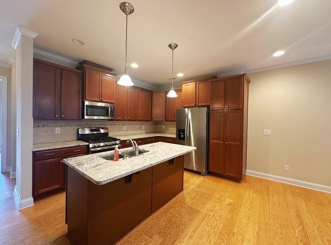 Building Photo - 803 Transom View Way