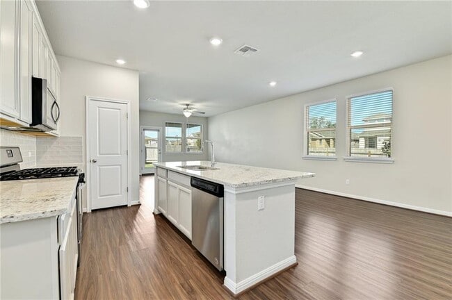 Building Photo - 125 Otella St