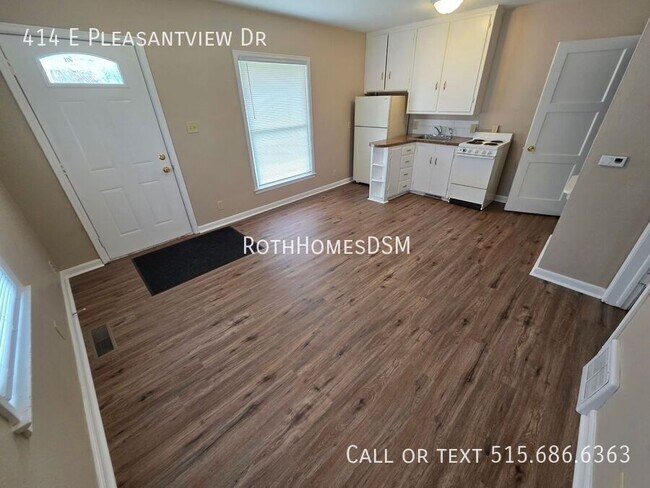 Building Photo - 414 E Pleasant Vw Dr