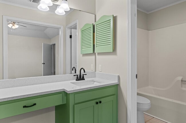 Building Photo - 5303 Susanna Dr