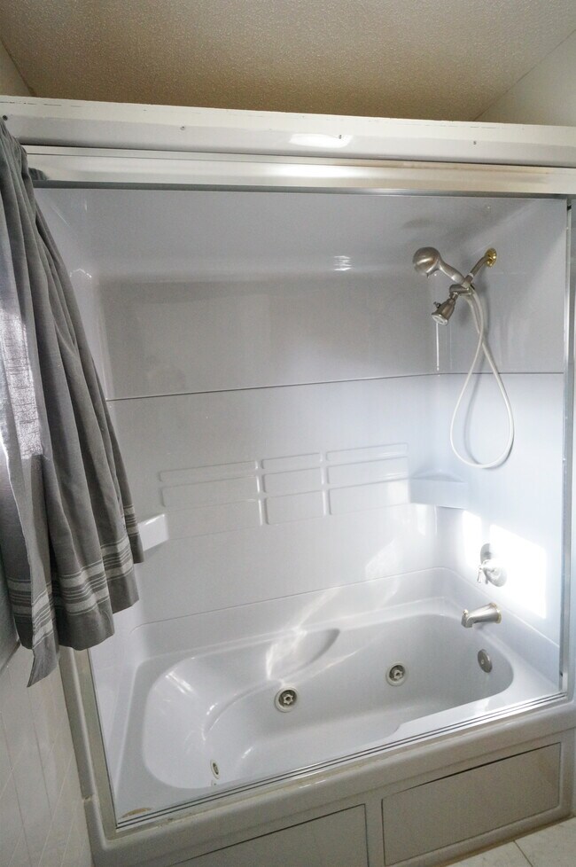 Full bathroom on main floor - 12821 Westwood Ln