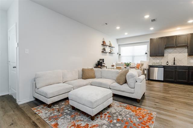 Building Photo - 5513 Topwater Trl