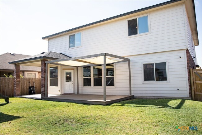 Building Photo - 6006 Ambrose Cir