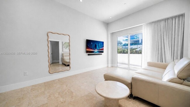 Building Photo - 6917 Collins Ave
