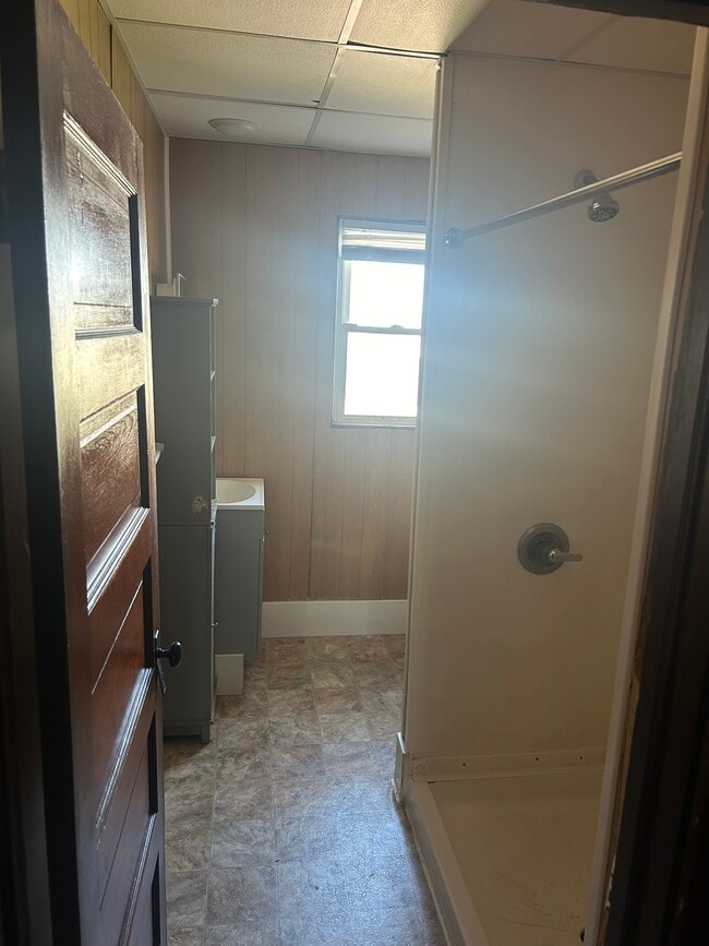 Building Photo - 33 S McKinley Ave