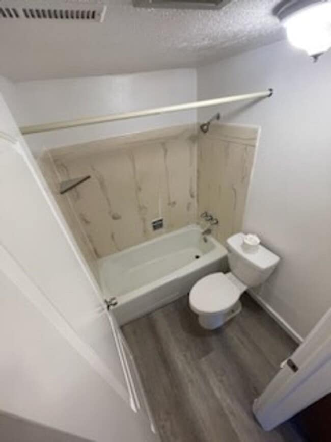 Building Photo - SINGLE FAMILY HOUSING -  2 bed/1 bath just off of University Parkway in Orem