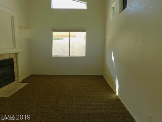 Primary Photo - 628 Rolling Valley Way