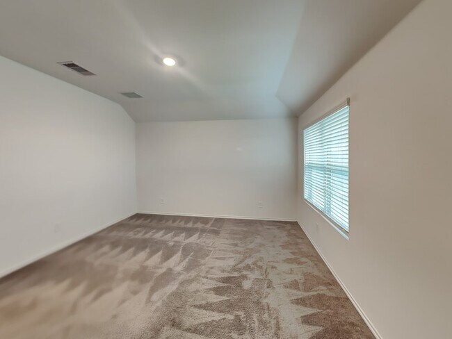 Building Photo - 24106 Mustang Run Dr