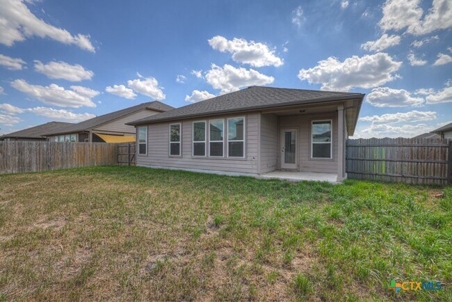 Building Photo - 1355 Fall Cover St