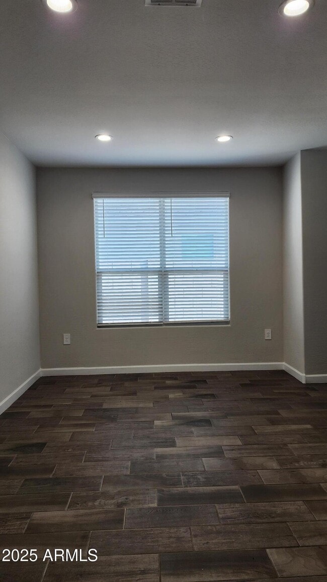 Building Photo - 37845 W Santa Barbara Ave