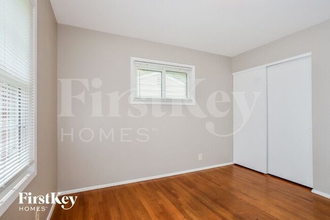 Building Photo - 12431 Sparrowwood Dr