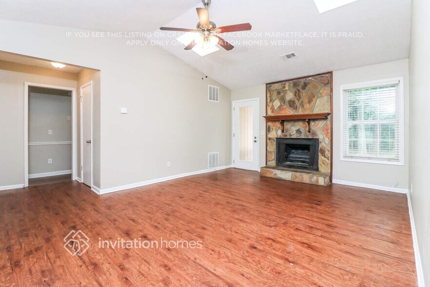 Building Photo - 3106 Palomino Dr