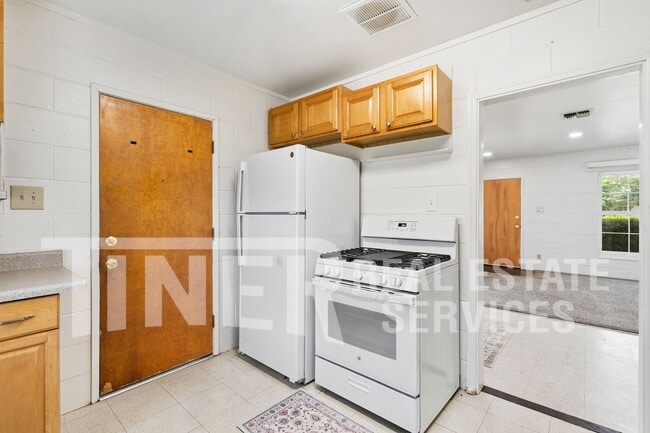 Building Photo - 2720 Riesling Way