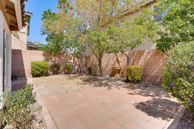 Building Photo - Beautiful 3-Bedroom Home In Summerlin!