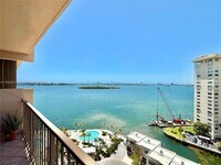 Building Photo - 1800 NE 114th St