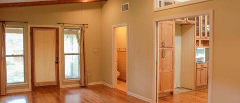 Building Photo - 539 Woodcrest Dr