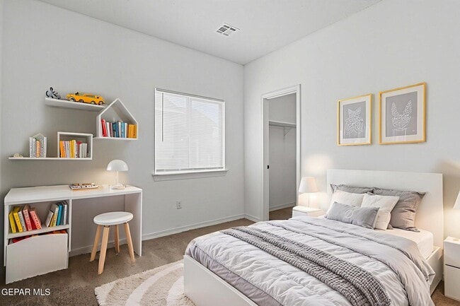 Building Photo - 14373 Tobe Davis Dr